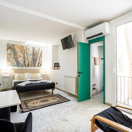 11 Duomo - Monolocale Caratteristico Apartment Florence Exterior photo