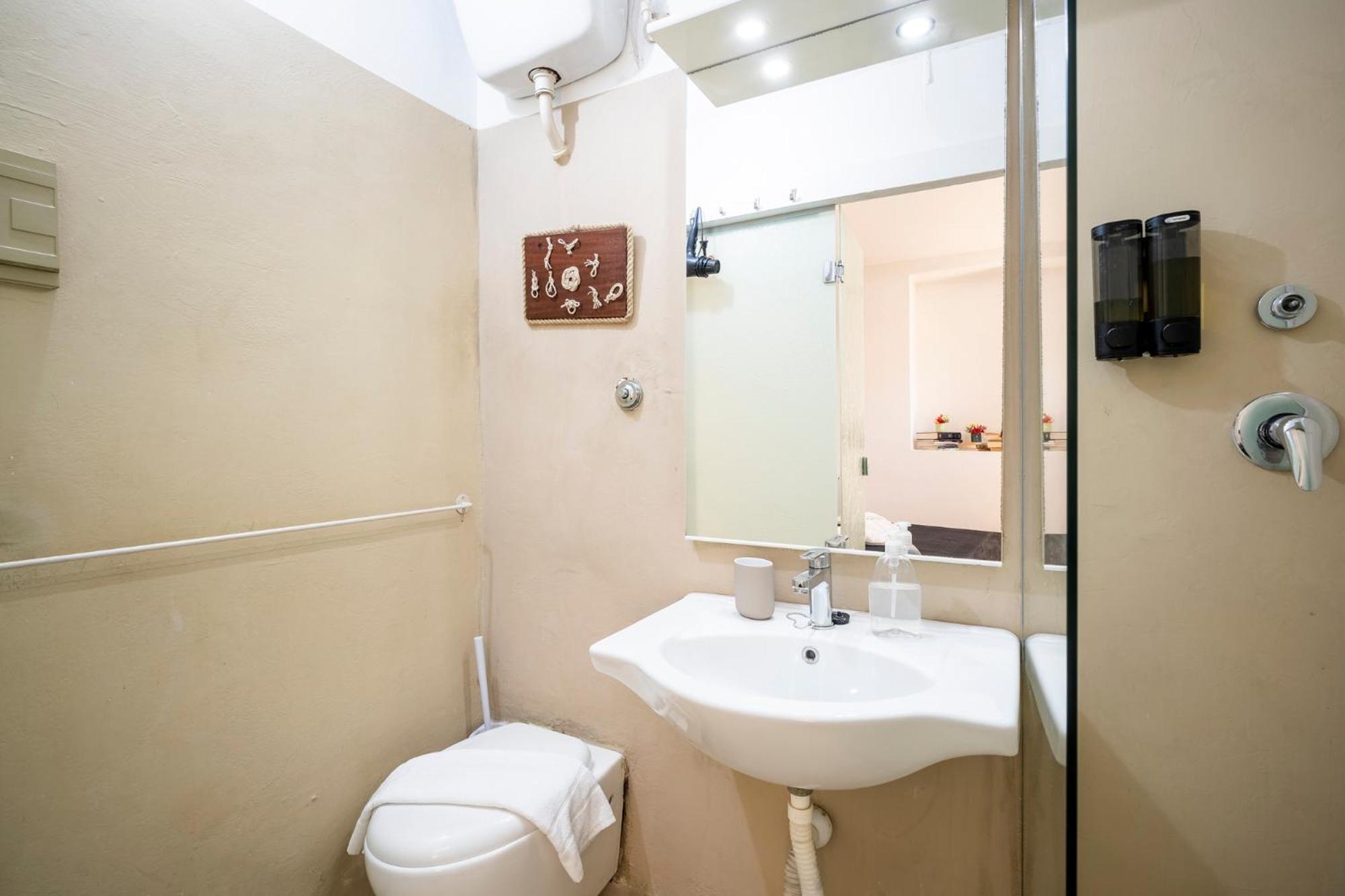 11 Duomo - Monolocale Caratteristico Apartment Florence Exterior photo