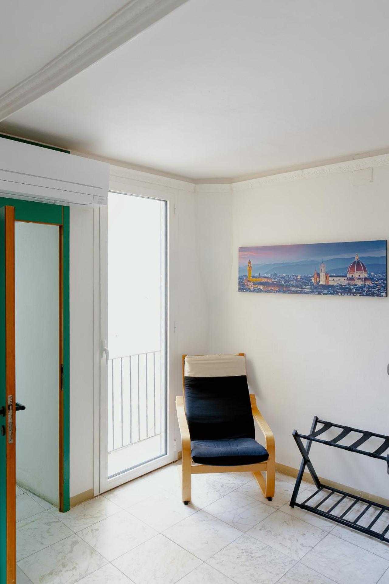 11 Duomo - Monolocale Caratteristico Apartment Florence Exterior photo